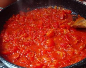 Шакшука, томатний соус