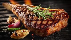 Розігрійте сковороду або гриль на великому вогні