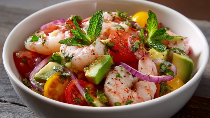 салат з креветками