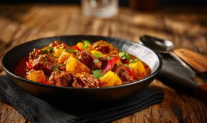 Страва з картоплі та м’яса