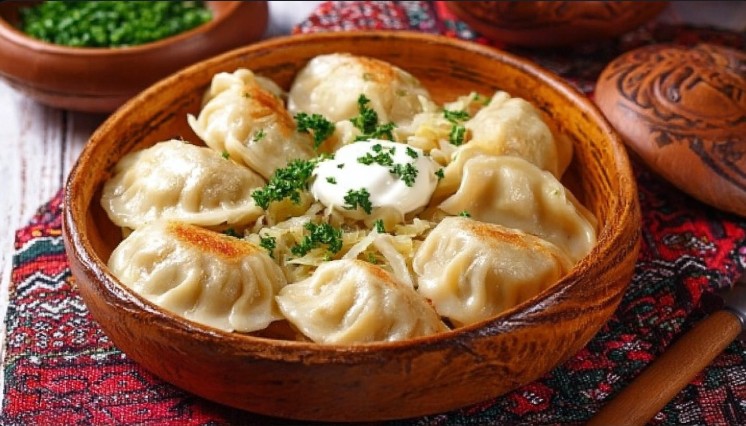 Вареники з капустою — класичний український рецепт — Сніданок