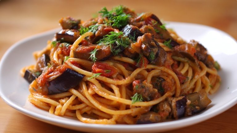 Паста з баклажанами — простий італійський рецепт — Паста